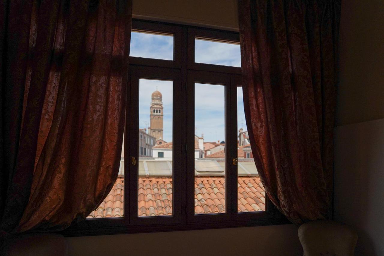 ונציה Ca' Longo Palace Damasco מראה חיצוני תמונה